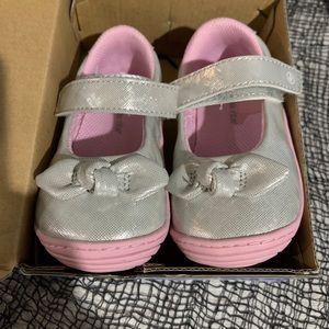 Stride Rite Girls Shoes